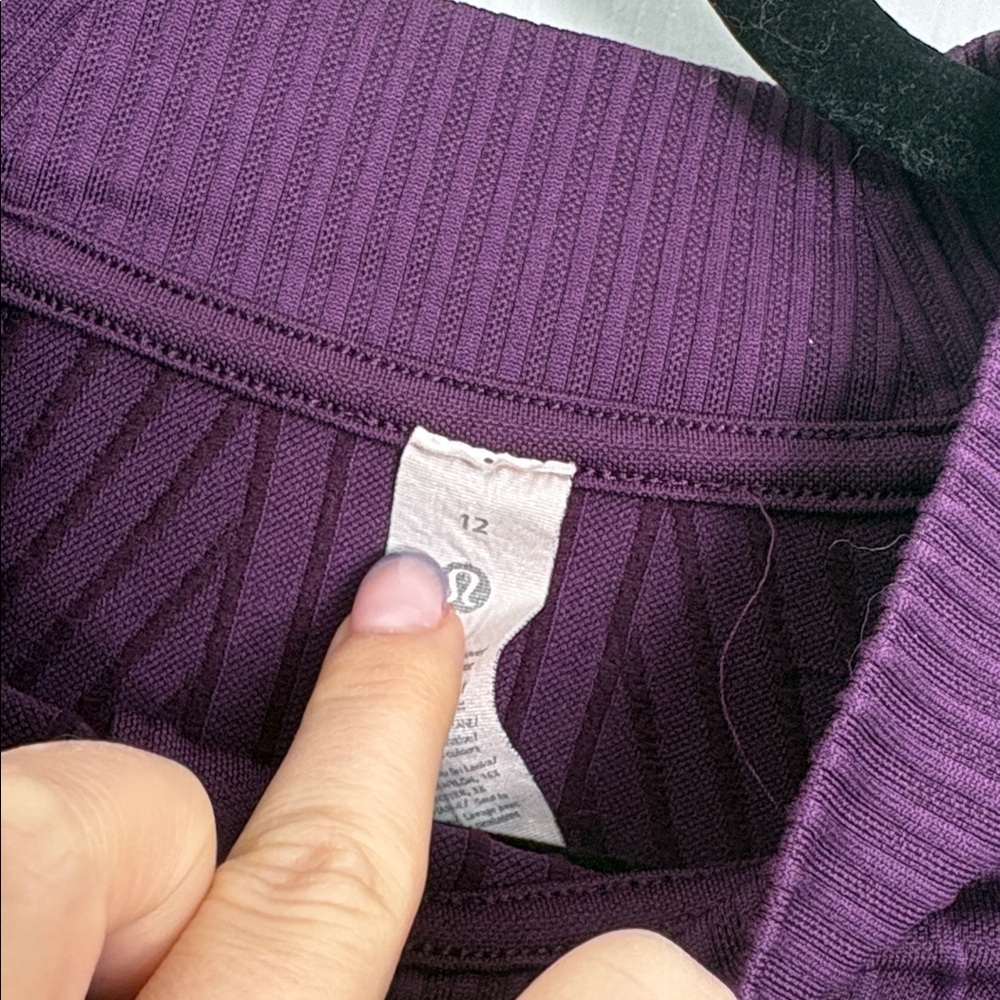 Lululemon Rest Less Cropped Half Zip - Picture 6 of 9